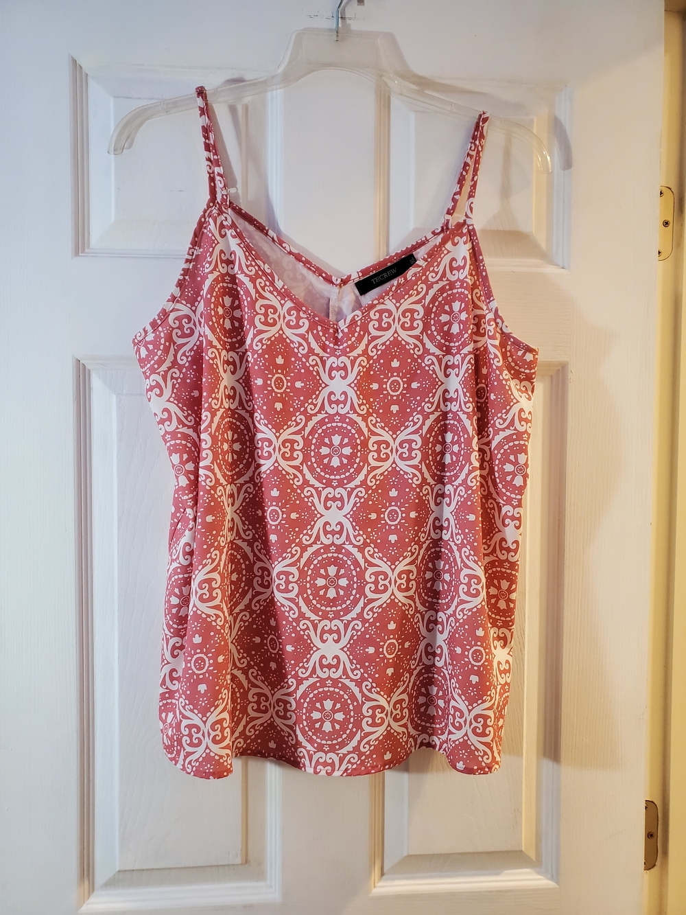 Patterned Pink V-Neck Camisole with Adjustable Straps
